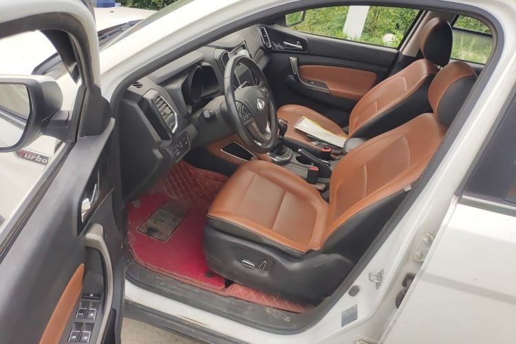 Used CHANGAN OSHAN CX70 2017 CX70T 1.5T Manual Zunqing Edition Driver Seat