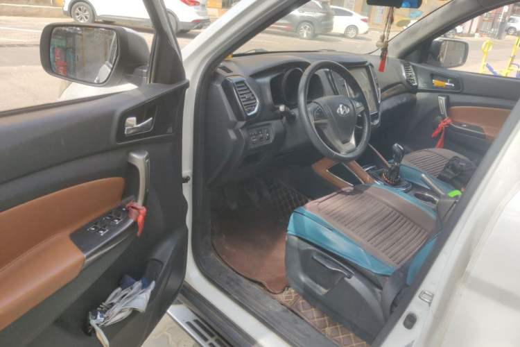 Used CHANGAN OSHAN CX70 2017 CX70T 1.5T Manual High-Performance Edition Driver Seat