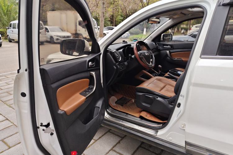 Used CHANGAN OSHAN CX70 2017 CX70T 1.5T Manual High-Performance Edition Driver Seat