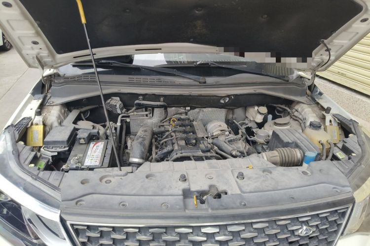 Used CHANGAN OSHAN CX70 2017 CX70T 1.5T Automatic Zunqing Edition Engine Bay