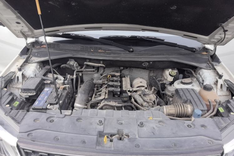 Used CHANGAN OSHAN CX70 2017 CX70T 1.5T Automatic Zunqing Edition Engine Bay