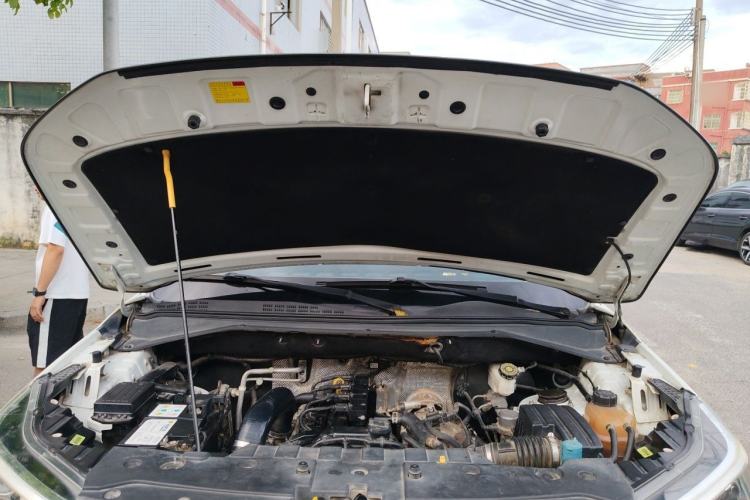 Used CHANGAN OSHAN CX70 2017 CX70T 1.5T Manual Zunqing Edition Engine Bay
