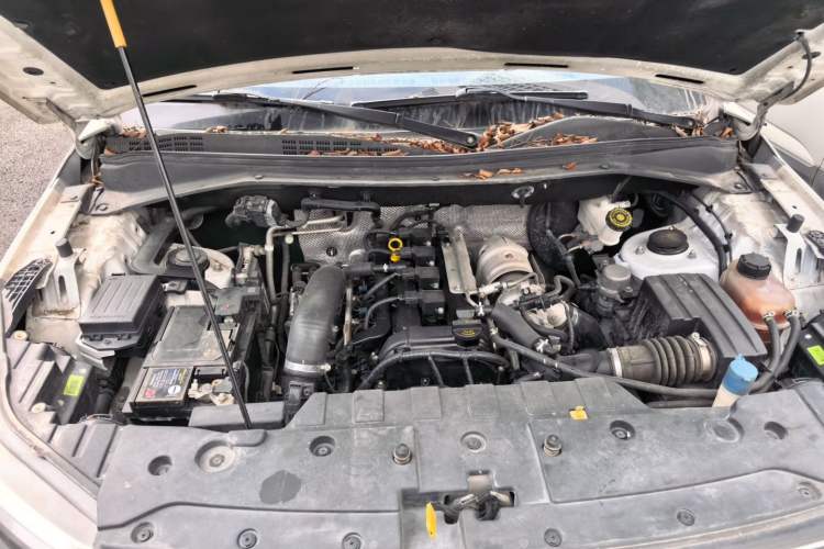 Used CHANGAN OSHAN CX70 2017 Facelifted CX70T 1.5T Automatic Luxury Edition Engine Bay