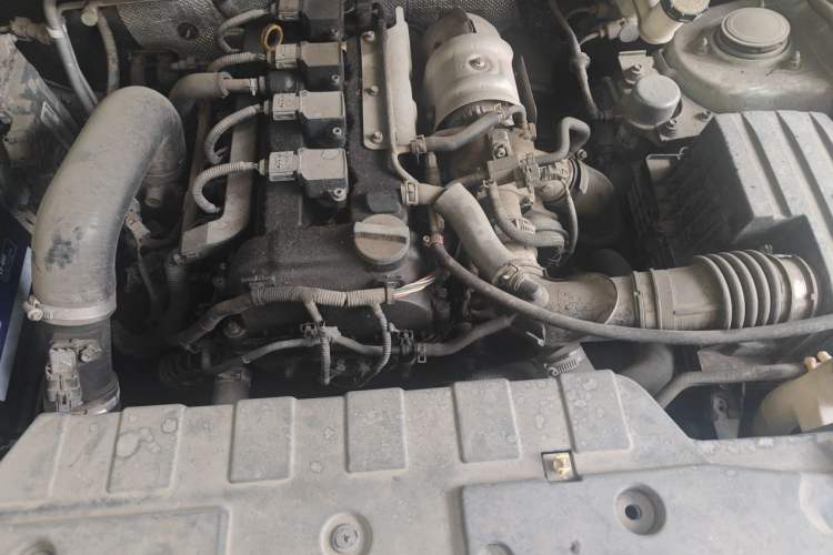 Used CHANGAN OSHAN CX70 2017 CX70T 1.5T Automatic Zunqing Edition Engine Bay