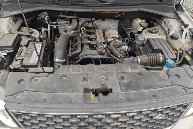 Used CHANGAN OSHAN CX70 2017 Facelifted CX70T 1.5T Automatic Zunqing Edition Engine Bay