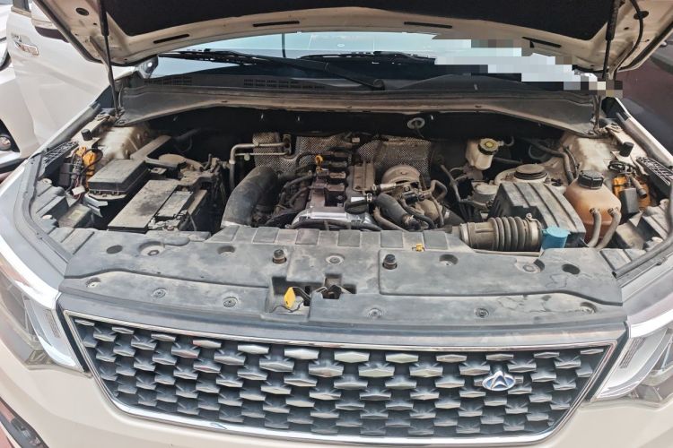 Used CHANGAN OSHAN CX70 2017 CX70T 1.5T Manual High-Performance Edition Engine Bay