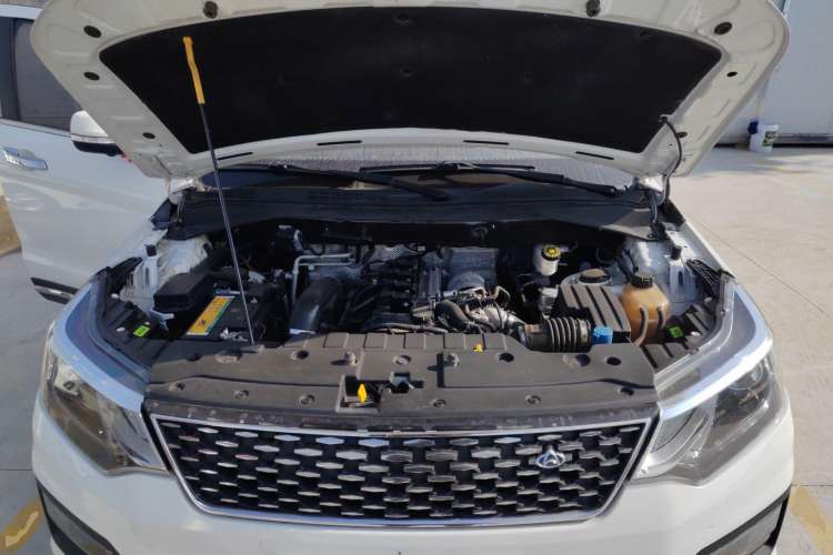 Used CHANGAN OSHAN CX70 2017 CX70T 1.5T Automatic Zunqing Edition Engine Bay