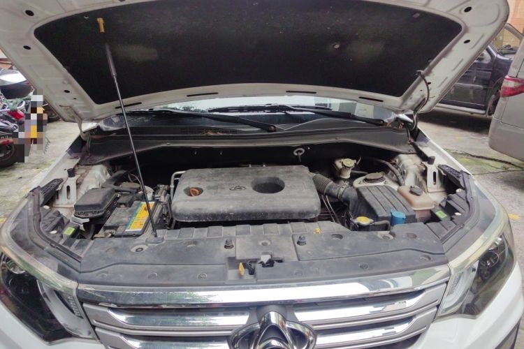 Used CHANGAN OSHAN CX70 2017 1.6L Manual Smart Model Engine Bay
