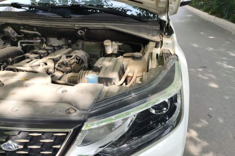 Used CHANGAN OSHAN CX70 2017 CX70T 1.5T Automatic Zunqing Edition Engine Bay Left