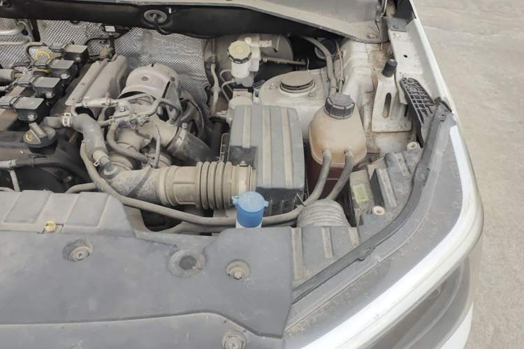 Used CHANGAN OSHAN CX70 2017 CX70T 1.5T Manual Zunqing Edition Engine Bay Left