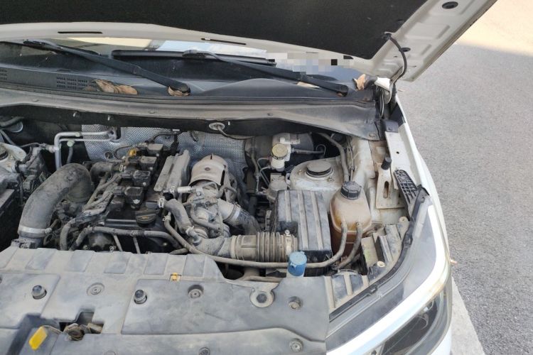 Used CHANGAN OSHAN CX70 2017 CX70T 1.5T Manual Zunqing Edition Engine Bay Left