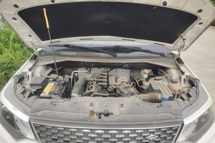 Used CHANGAN OSHAN CX70 2017 CX70T 1.5T Manual Zunqing Edition Engine Bay