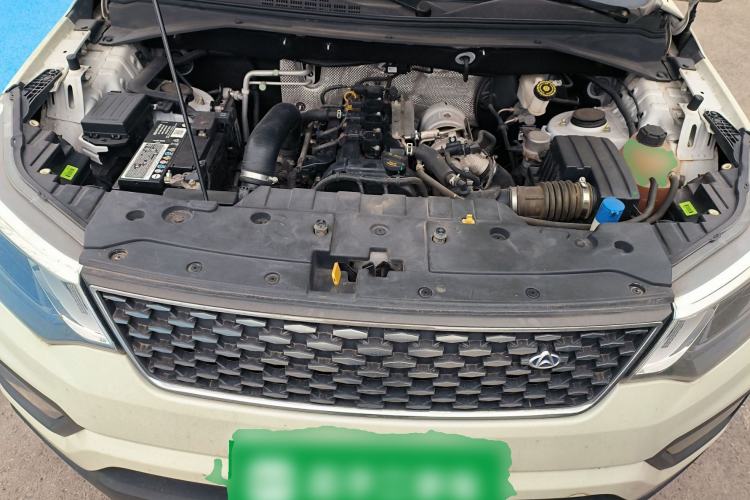 Used CHANGAN OSHAN CX70 2017 CX70T 1.5T Manual High-Performance Edition Engine Bay