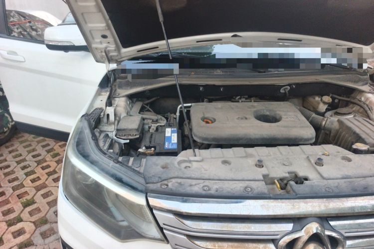 Used CHANGAN OSHAN CX70 2017 1.6L Manual Elite Model Engine Bay Right