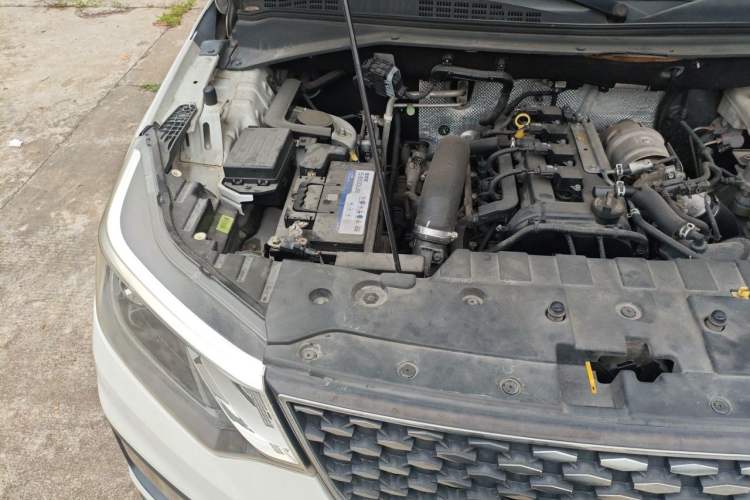 Used CHANGAN OSHAN CX70 2017 Facelifted CX70T 1.5T Automatic Zunqing Edition Engine Bay Right
