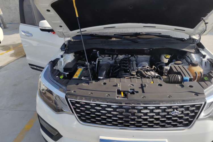 Used CHANGAN OSHAN CX70 2017 CX70T 1.5T Automatic Zunqing Edition Engine Bay Right