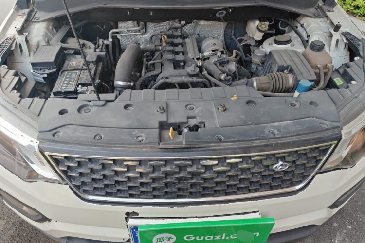 Used CHANGAN OSHAN CX70 2017 CX70T 1.5T Manual High-Performance Edition Engine Bay