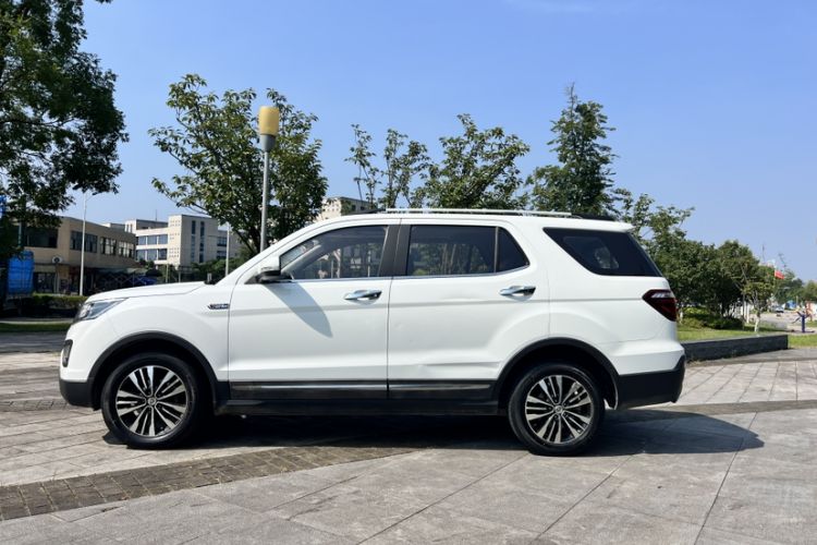 Used CHANGAN OSHAN CX70 2017 CX70T 1.5T Manual High-Performance Edition Exterior 11