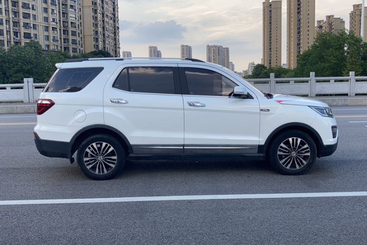Used CHANGAN OSHAN CX70 2017 CX70T 1.5T Automatic Zunqing Edition Exterior 3
