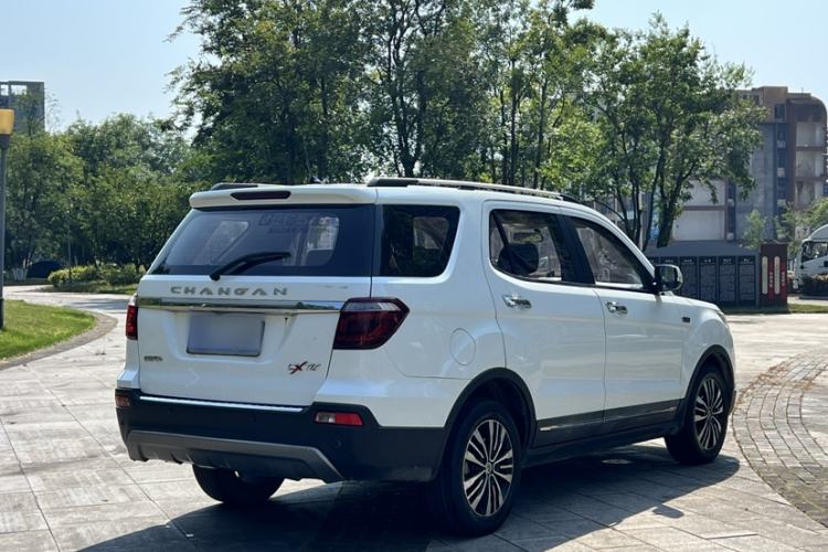 Used CHANGAN OSHAN CX70 2017 CX70T 1.5T Manual High-Performance Edition Exterior 5