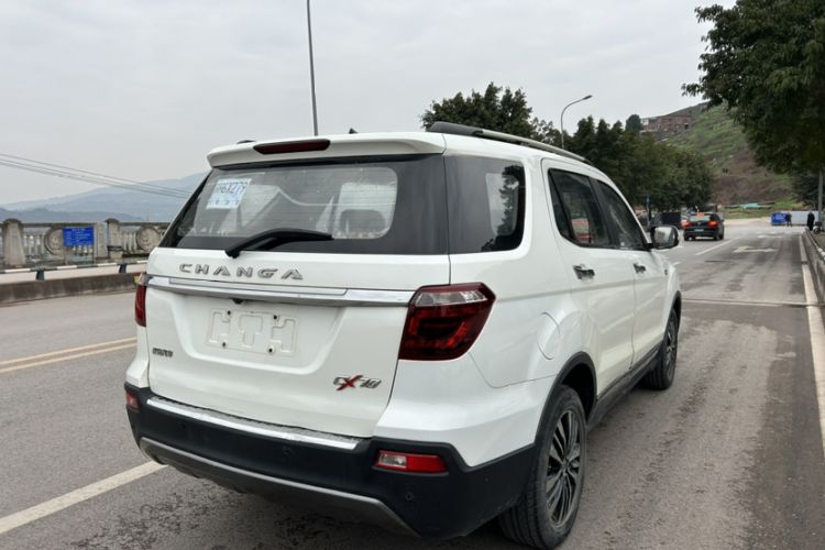 Used CHANGAN OSHAN CX70 2017 Facelifted CX70T 1.5T Manual High-Performance Edition Exterior 5