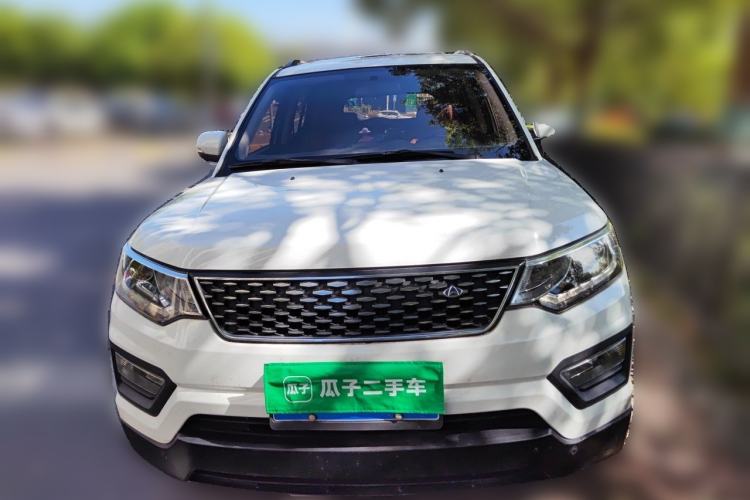 Used CHANGAN OSHAN CX70 2017 CX70T 1.5T Manual High-Performance Edition Front