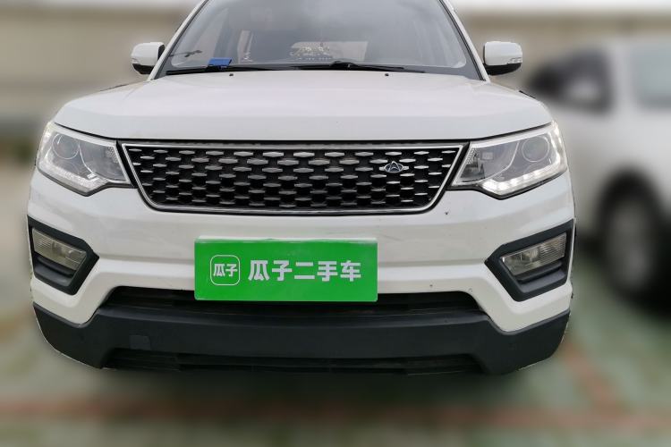 Used CHANGAN OSHAN CX70 2017 CX70T 1.5T Manual High-Performance Edition Front