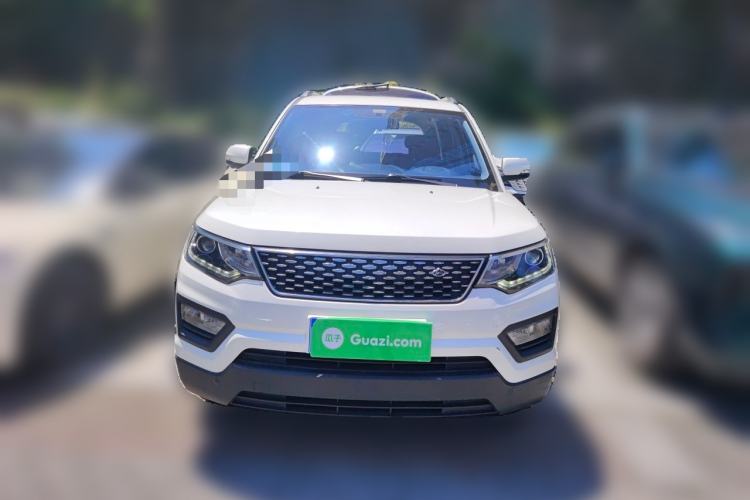 Used CHANGAN OSHAN CX70 2017 Facelifted CX70T 1.5T Manual High-Performance Edition Front