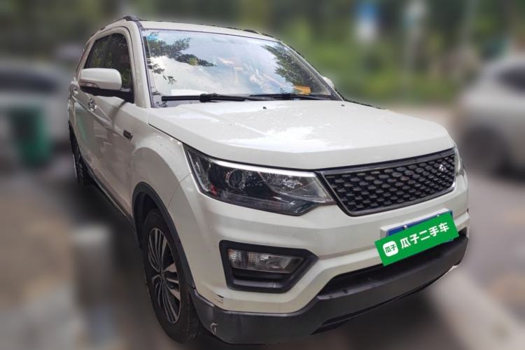 Used CHANGAN OSHAN CX70 2017 Facelifted CX70T 1.5T Manual High-Performance Edition Front Right 45 Deg