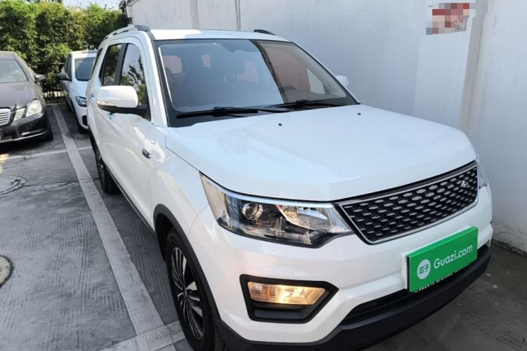 Used CHANGAN OSHAN CX70 2017 CX70T 1.5T Automatic Zunqing Edition Front Right 45 Deg