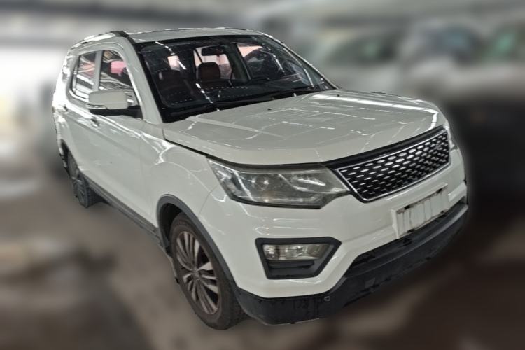 Used CHANGAN OSHAN CX70 2017 CX70T 1.5T Manual High-Performance Edition Front Right 45 Deg