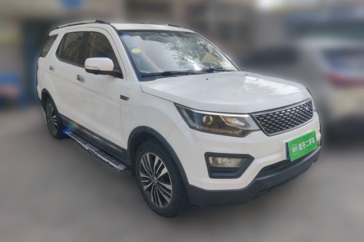 Used CHANGAN OSHAN CX70 2017 CX70T 1.5T Manual High-Performance Edition Front Right 45 Deg