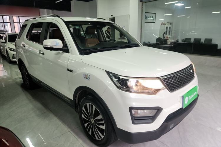 Used CHANGAN OSHAN CX70 2017 CX70T 1.5T Manual Zunqing Edition Front Right 45 Deg