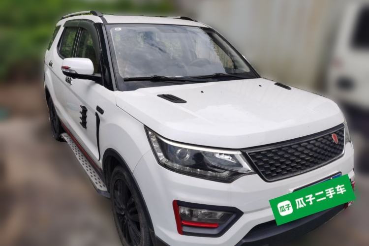 Used CHANGAN OSHAN CX70 2017 CX70T 1.5T Manual High-Performance Edition Front Right 45 Deg