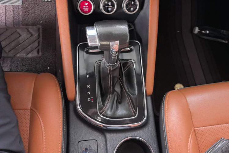 Used CHANGAN OSHAN CX70 2017 CX70T 1.5T Automatic Luxury Edition Gear Lever