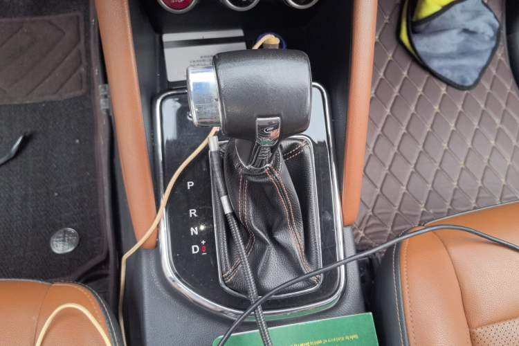 Used CHANGAN OSHAN CX70 2017 CX70T 1.5T Automatic Zunqing Edition Gear Lever