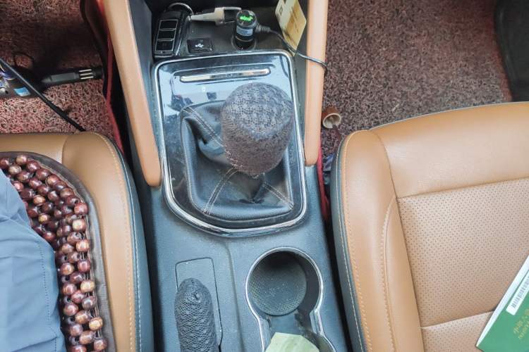 Used CHANGAN OSHAN CX70 2017 CX70T 1.5T Manual High-Performance Edition Gear Lever
