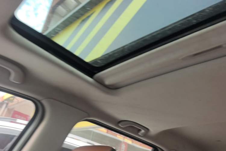 Used CHANGAN OSHAN CX70 2017 CX70T 1.5T Manual High-Performance Edition Headliner