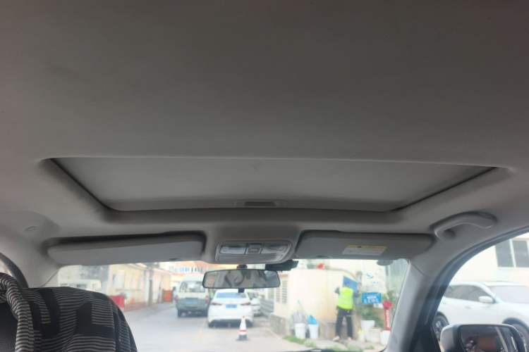 Used CHANGAN OSHAN CX70 2017 1.6L Manual Elite Model Headliner