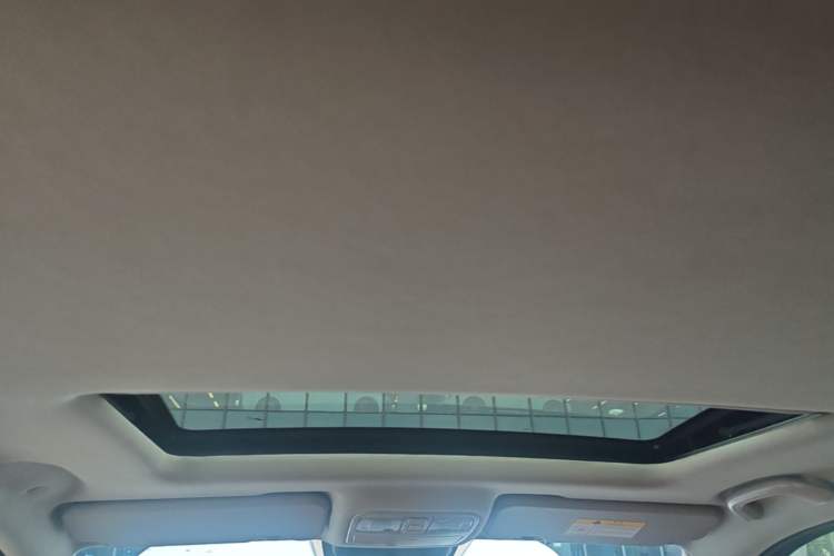 Used CHANGAN OSHAN CX70 2017 Facelifted CX70T 1.5T Automatic Zunqing Edition Headliner