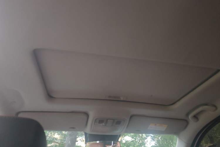 Used CHANGAN OSHAN CX70 2017 CX70T 1.5T Automatic Zunqing Edition Headliner