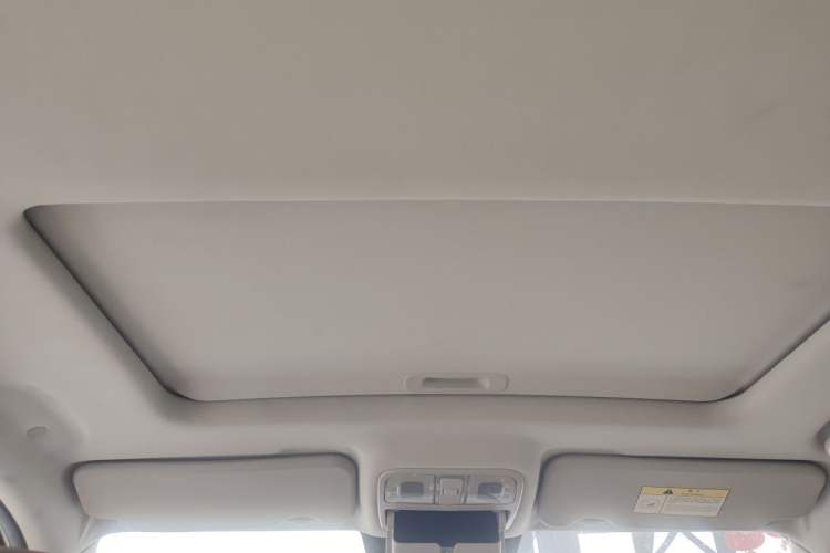 Used CHANGAN OSHAN CX70 2017 CX70T 1.5T Manual Zunqing Edition Headliner