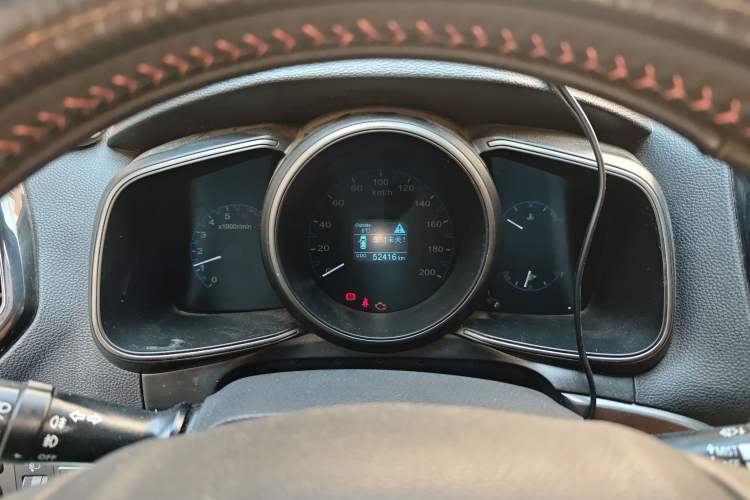 Used CHANGAN OSHAN CX70 2017 Facelifted CX70T 1.5T Manual High-Performance Edition Instrument Cluster