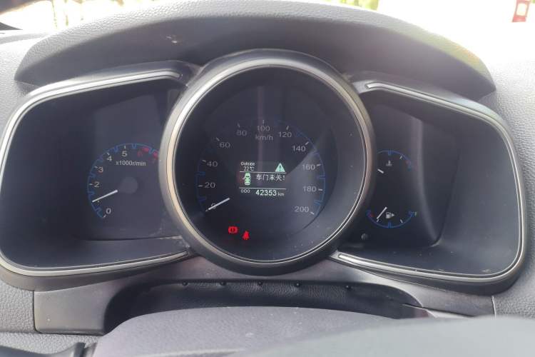 Used CHANGAN OSHAN CX70 2017 Facelifted CX70T 1.5T Manual High-Performance Edition Instrument Cluster