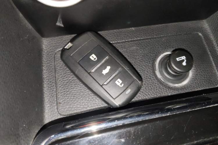 Used CHANGAN OSHAN CX70 2017 CX70T 1.5T Manual High-Performance Edition Interior 1