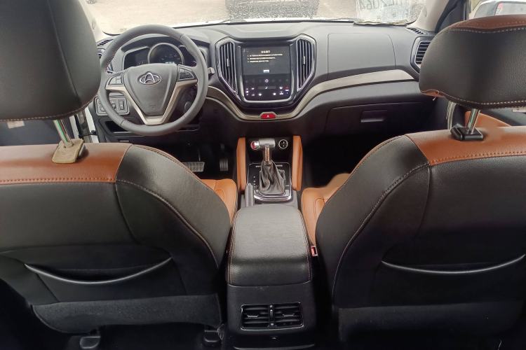 Used CHANGAN OSHAN CX70 2017 CX70T 1.5T Automatic Luxury Edition Interior 1