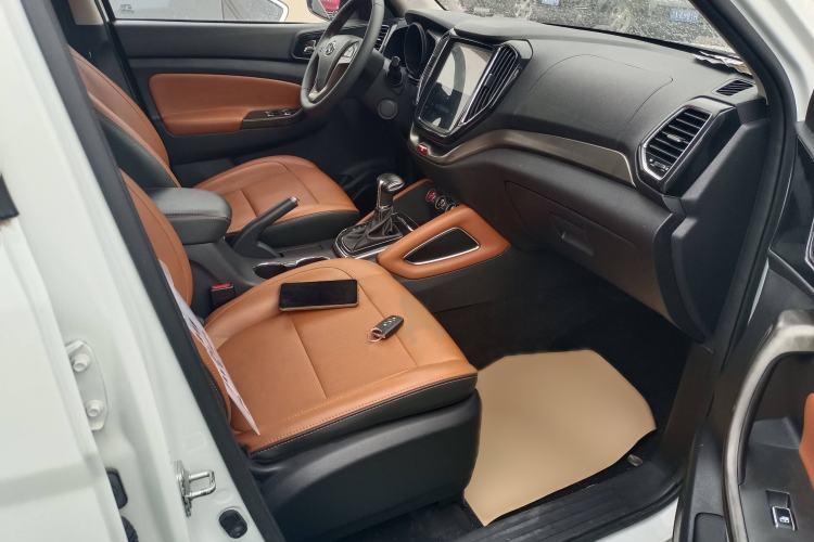Used CHANGAN OSHAN CX70 2017 CX70T 1.5T Automatic Luxury Edition Interior 10