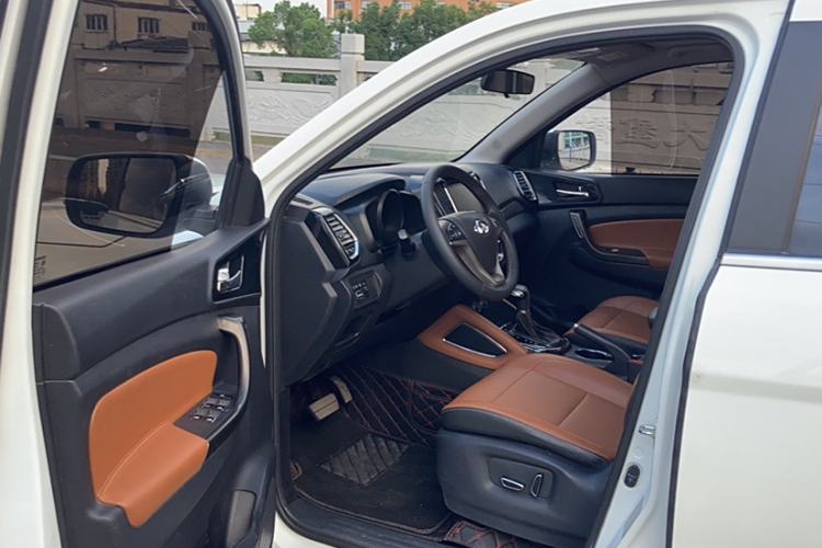 Used CHANGAN OSHAN CX70 2017 CX70T 1.5T Automatic Zunqing Edition Interior 6