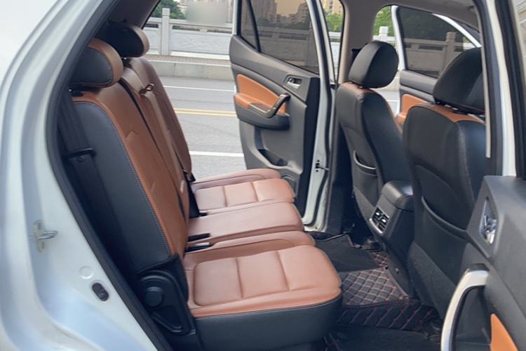 Used CHANGAN OSHAN CX70 2017 CX70T 1.5T Automatic Zunqing Edition Interior 8