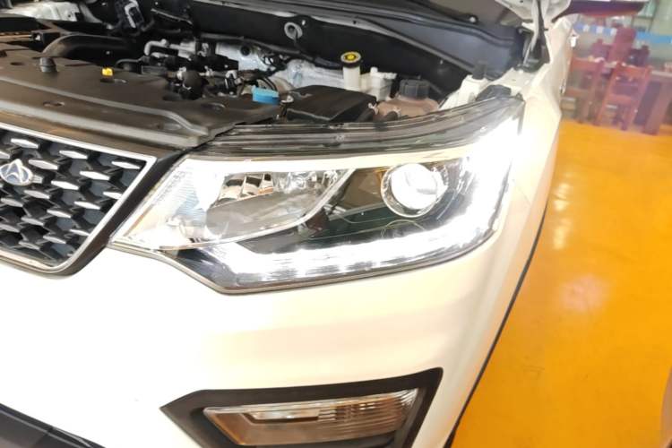 Used CHANGAN OSHAN CX70 2017 CX70T 1.5T Automatic Zunqing Edition Left Front Headlight